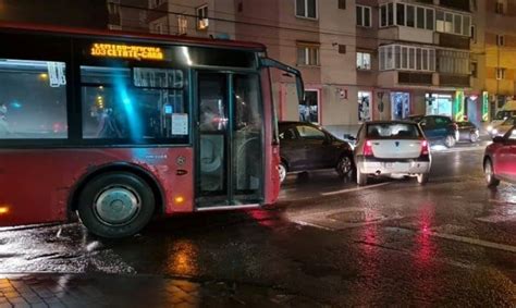 Foto Tirea Ta Accident N Sens Giratoriu La Alba Iulia Dou Ma Ini S