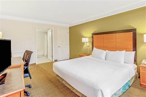 La Quinta Inn by Wyndham Orlando Airport West | Orlando, FL Hotels