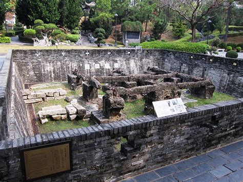 【香港好去處】九龍城一日遊！8大景點推介：歷史遺跡九龍城寨石屋家園屯馬綫通車宋皇臺站藝術展美食酒店交通攻略懶人包