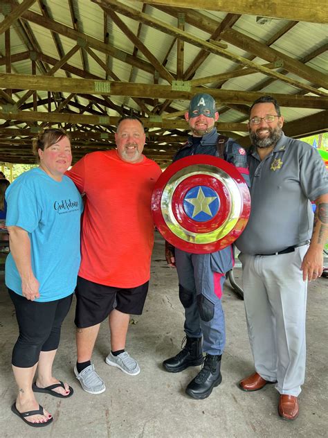 South Roxana bash helps kids as school starts