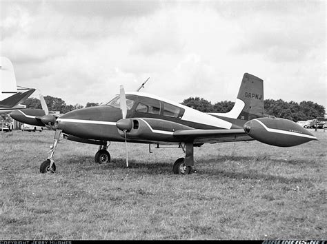 Cessna 310 Untitled Aviation Photo 2139221