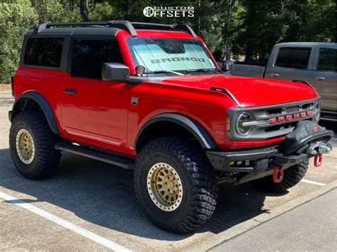 2021 Ford Bronco With 17x8 5 Black Rhino Primm And 37 12 5R17