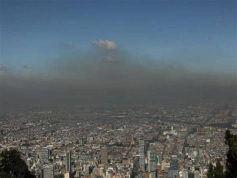 Alerta En Bogot Regresa El Tapabocas Por Mala Calidad Del Aire