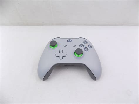 Xbox One / Series X/S Controller - Grey/Green - Starboard Games