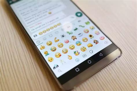 Canadian Court Rules Thumbs Up Emoji Counts As Signing A Contract