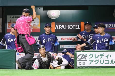 【西武】逆転負けで自力優勝の可能性が消滅 今季5度目の4連敗で借金ワースト「13」 プロ野球写真ニュース 日刊スポーツ