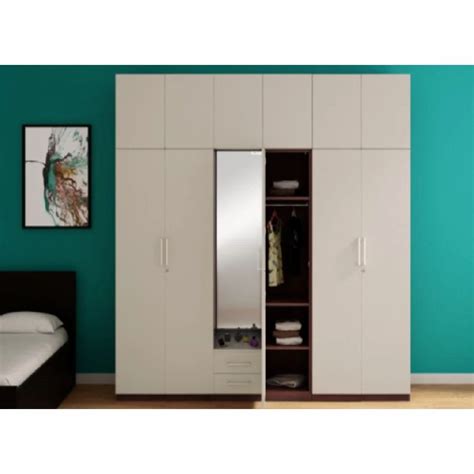 Wooden Teak Wood Bedroom Wardrobe At 1250 Sq Ft In Noida ID