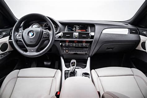 BMW X4 interior – PerformanceDrive