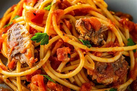 Pasta Con Le Sarde Al Pomodoro Buttalapasta