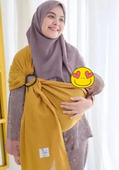 Seleb Ini Jalani Puasa Ramadan Pertama Sebagai Ibu Penuh Haru