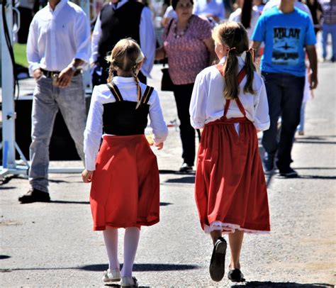 Destinos bonaerenses festejos y tradición en Coronel Suárez y Carmen