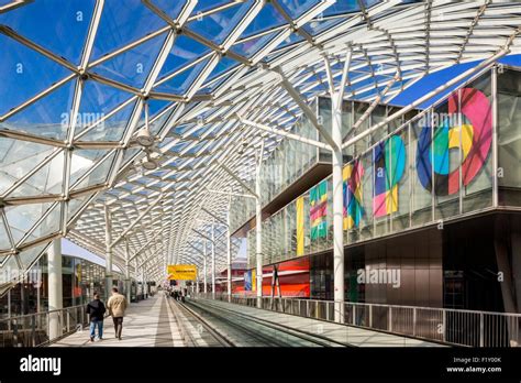 L'Italie, Lombardie, Milan, Fiera Milano de Rho-Pero, centre d