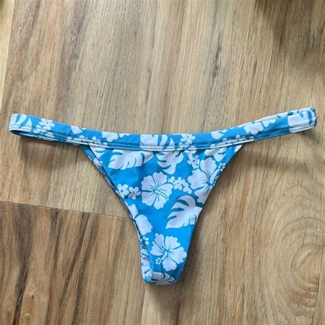 Benoa Swim Swim Benoa Swim Blue Floral Bikini Bottom Poshmark