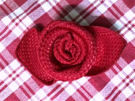 Valentine Rose Napkin Tutorial SewLicious Home Decor