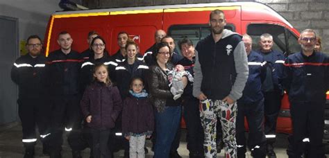 Mayenne A St Pierre Des Nids Gabyn Est N Dans Le Camion Des Pompiers