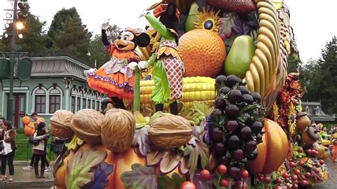 Disneyland Paris Halloween Parade