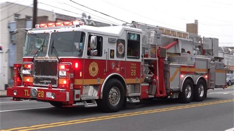 Philadelphia Fire Department Brand New Tower Ladder Responding Youtube