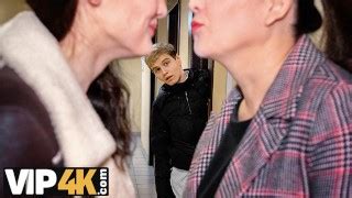 Seks w salonie z bladą niunią Woor pl Sex Filmy po Polsku