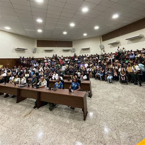 Câmara Municipal de São João de Meriti homenageou Desbravadores e