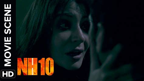 Anushka Leaves Neil Behind And Goes To Find Some Help Nh10 Movie