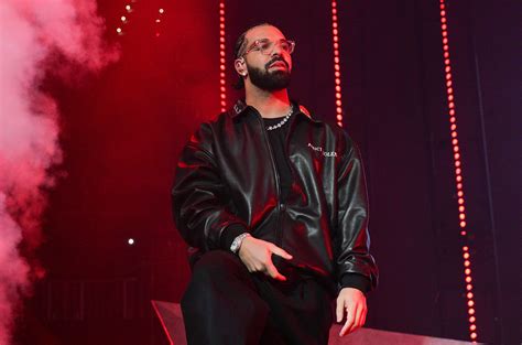 Drake's Luxury Gifts To Fans At The It's All A Blur Tour: A List