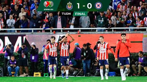 Chivas Vence Y Elimina A Cruz Azul En La Jornada 16 Del Apertura 2023