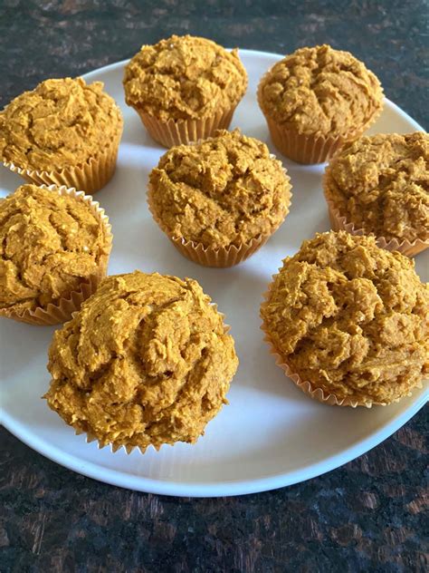 2-Ingredient Pumpkin Muffins With Cake Mix – Melanie Cooks