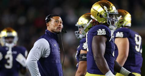 Marcus Freemans Future With Notre Dame Questioned By Cfb Twitter After