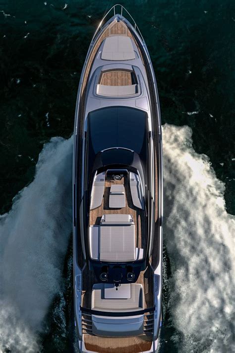 Italian Luxury Yacht Brands | semashow.com