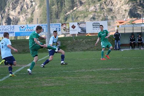 Punkteteilung Im Tztalderby Sv Raika L Ngenfeld Sektion Fu Ball