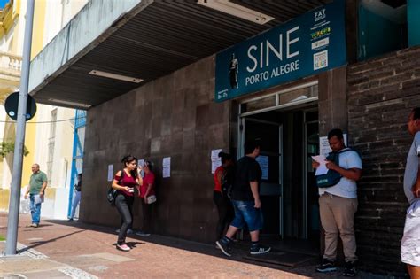 Sine De Porto Alegre Disponibiliza 1 744 Novas Vagas De Emprego