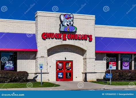 Chuck E Cheeses At Night Entrance Editorial Photo