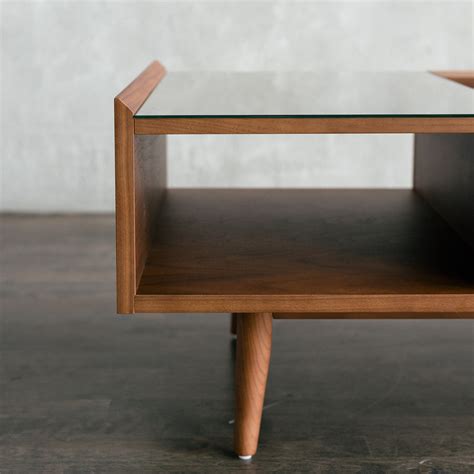 Matt: Walnut Lift Up Top Coffee Table - Mim Concept