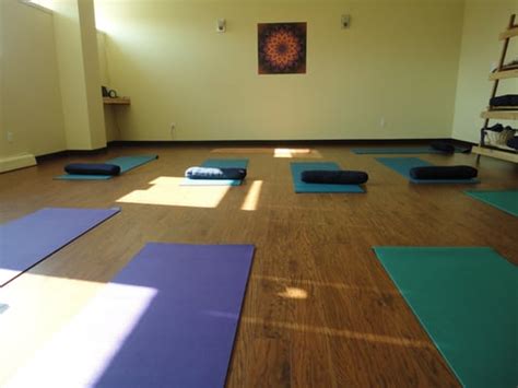 NAMASTE NORTH YOGA STUDIO - Updated October 2024 - 16 Reviews - 400 L ...