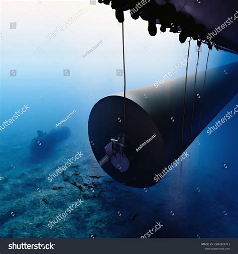 Submarine Ship Approaching Underwater Damaged Pipeline Stock ...