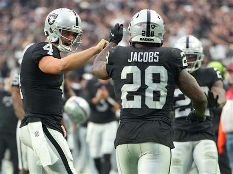 Derek Carr Player Props Odds Tips And Betting Trends For Week 8