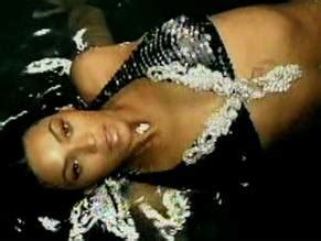 UPGRADE U NUDE SCENES AZNude