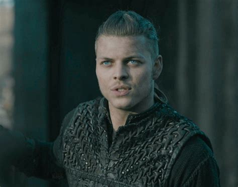 Ivar Ragnarsson Vikings Season 5 Ivar The Boneless Vikings Alex Hogh Andersen