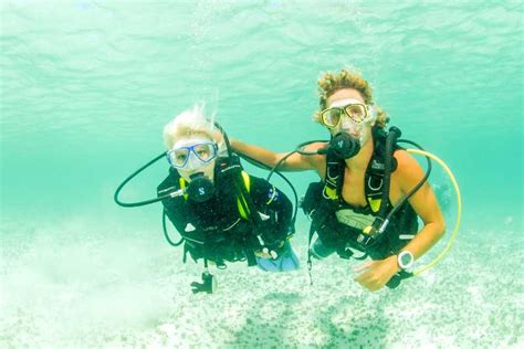 Discover Scuba Diving In Dubai Getyourguide