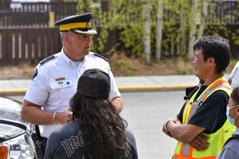 Yellowknife Rcmp Clear Own Officers Of Alleged Assault Against