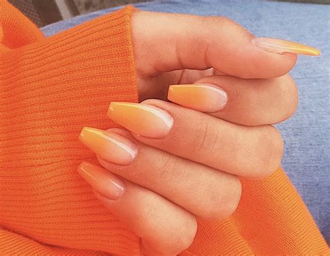 Unghie Estive E Nail Art Eleganti Rosa Bianco E Arancio A