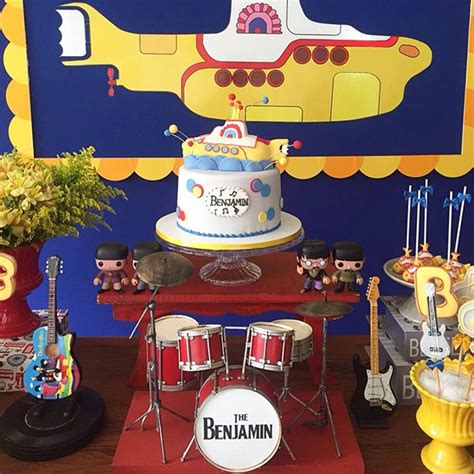 Festinha Inspirada Em Yellow Submarine Dos Beatles Festa Dos Beatles Aniversario Beatles