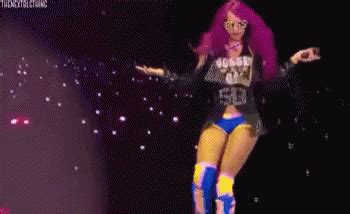 Sasha Banks Entrance GIF - Sasha Banks Entrance Dancing - Discover ...