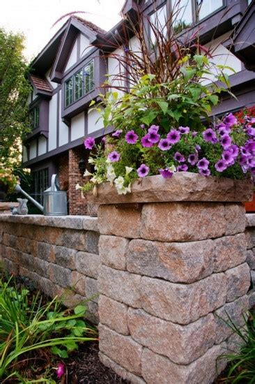 Pillar And Wall Featuring Unilock Estate Wall Paver Traditional