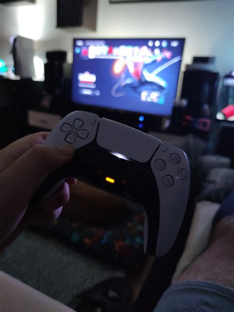 Dualsense blue light turns off after update. works fine, though. any