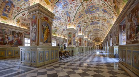 Libraries of Europe - Vatican apostolic library, Vatican City : r/europe