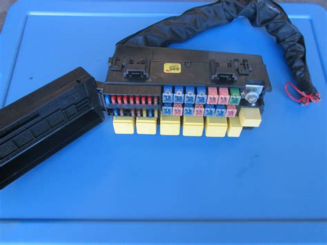 1999 2000 2001 2002 Jaguar S Type Distribution Fuse Relay Box Xw4t 14a003 A Ebay