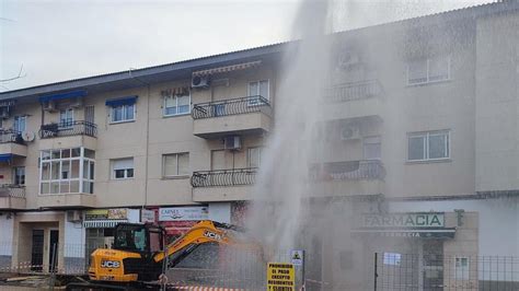 Corte De Agua Una Aver A Obliga A Cortar El Suministro De Agua En Coria