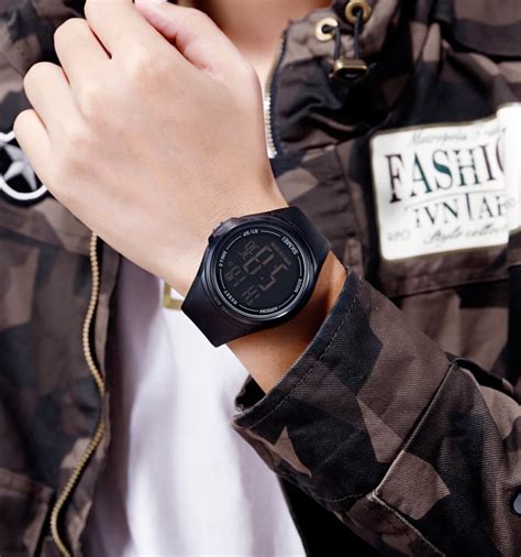 SKMEI 1602BK Digital Dial Black Rubber Strap Jamtangan