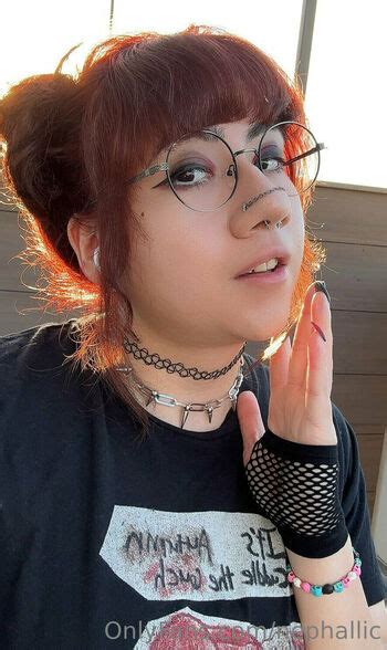 Miley Cyrus MileyCyrus Nude OnlyFans Page 44 The Fappening Plus